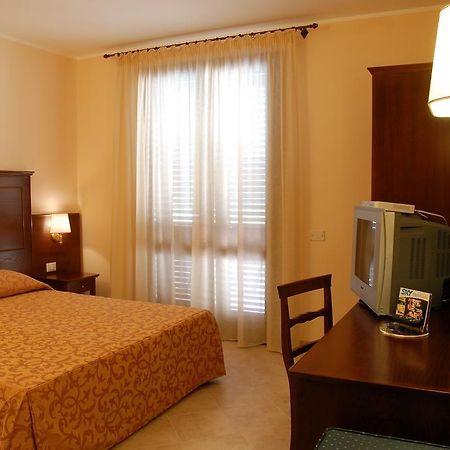 Hotel Villa Mokarta Salemi Chambre photo
