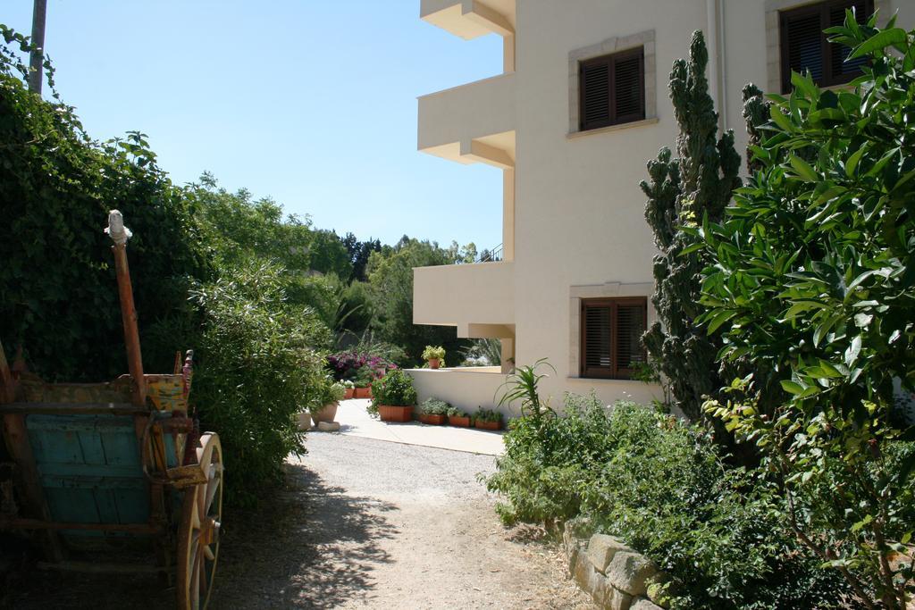 Hotel Villa Mokarta Salemi Extérieur photo
